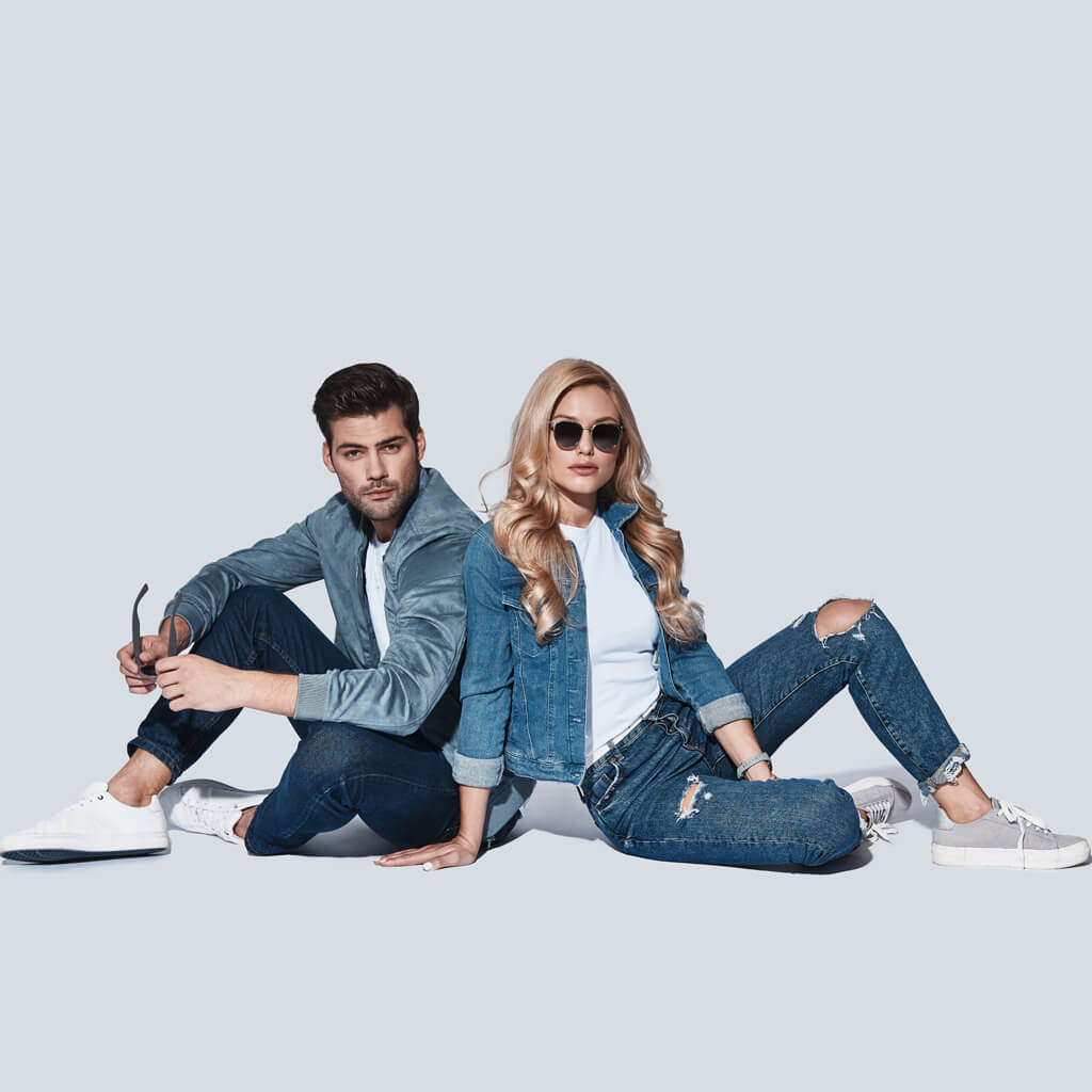 Spletna trgovina z oblačili, obutvijo in modnimi dodatki po ugodnih cenah.