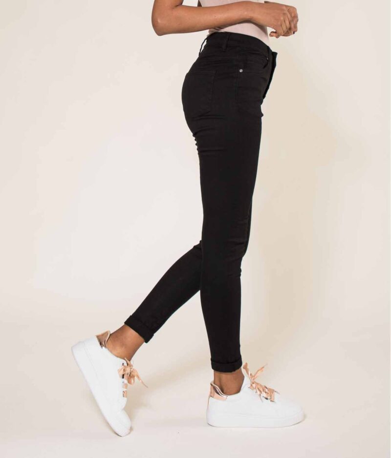 Ženske skinny kavbojke P085-1-BLACK-a