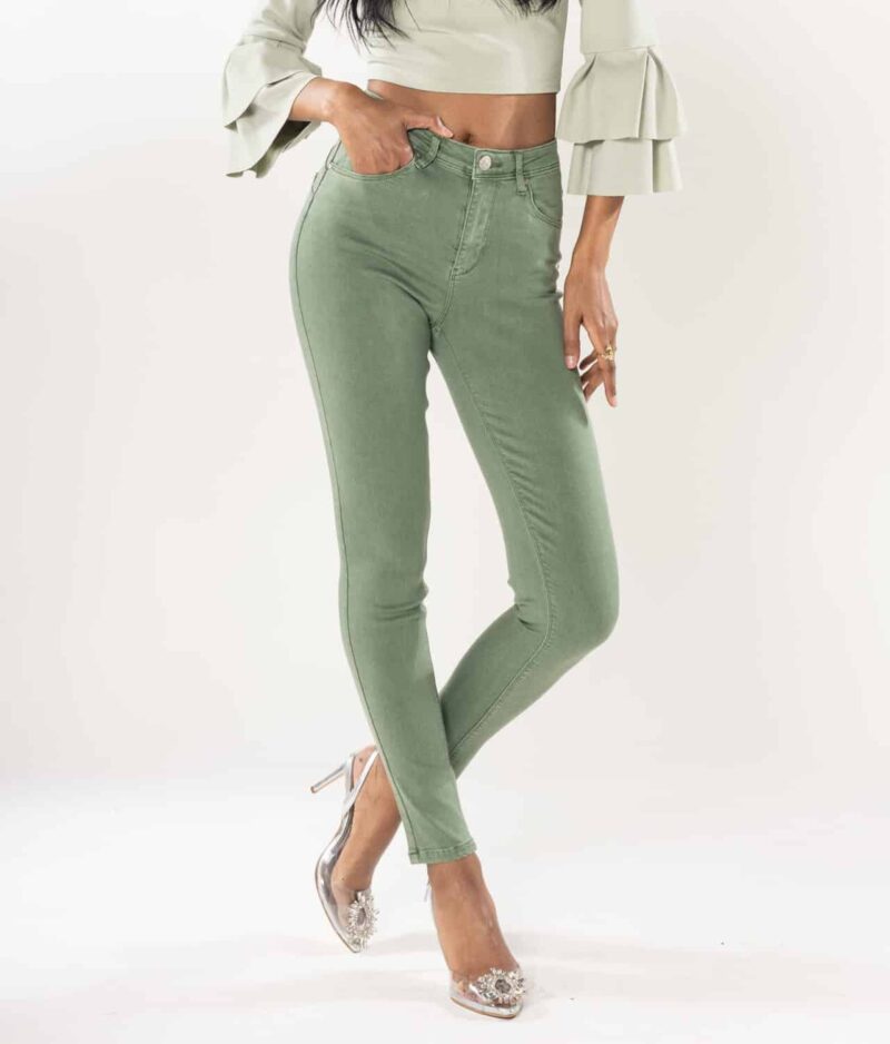 Barvne_jeans_hlače_Push_Up_P106-17.b
