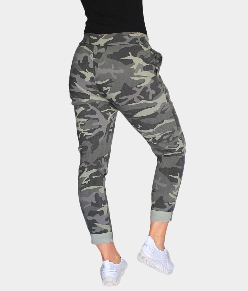 Ženske_športne_hlače_8115-camuflage_green.a