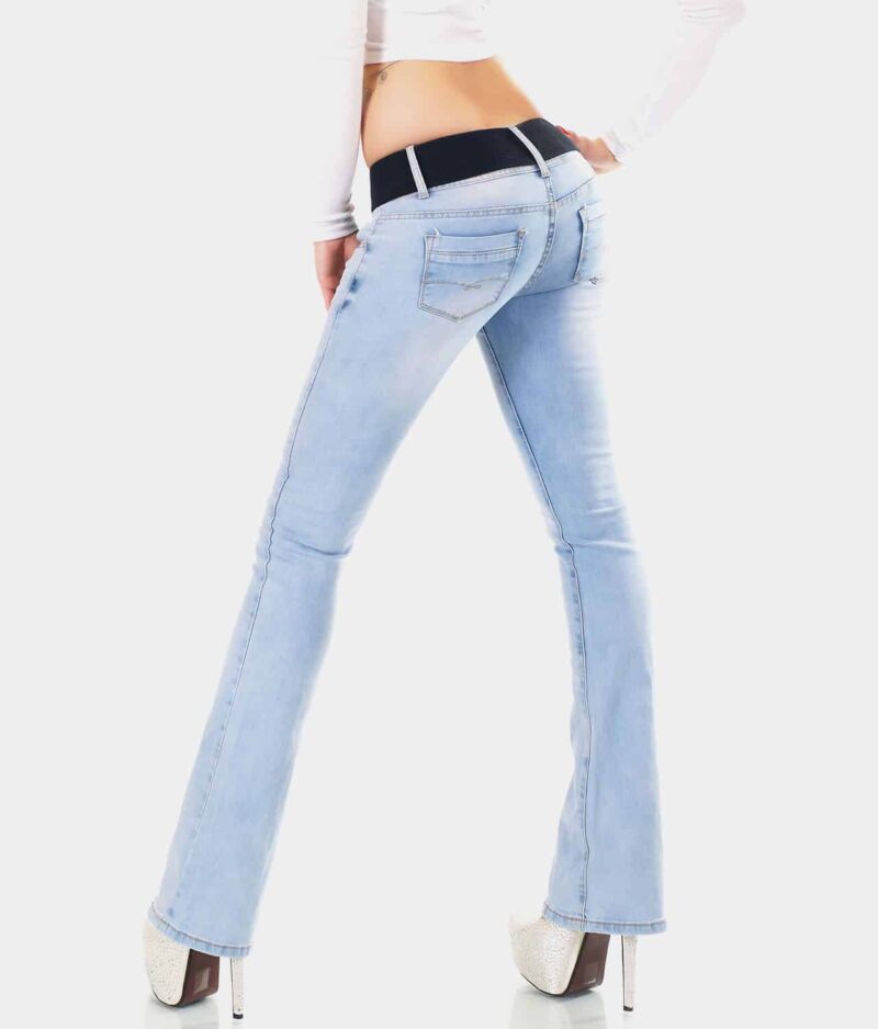 Jeans_low_waist_bootcut_WT350.e