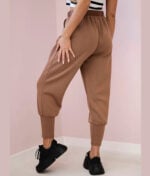 hlače-s-pasom-in-žepi-7297-brown.a