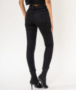 Crne traperice Nina Carter P605-8.a